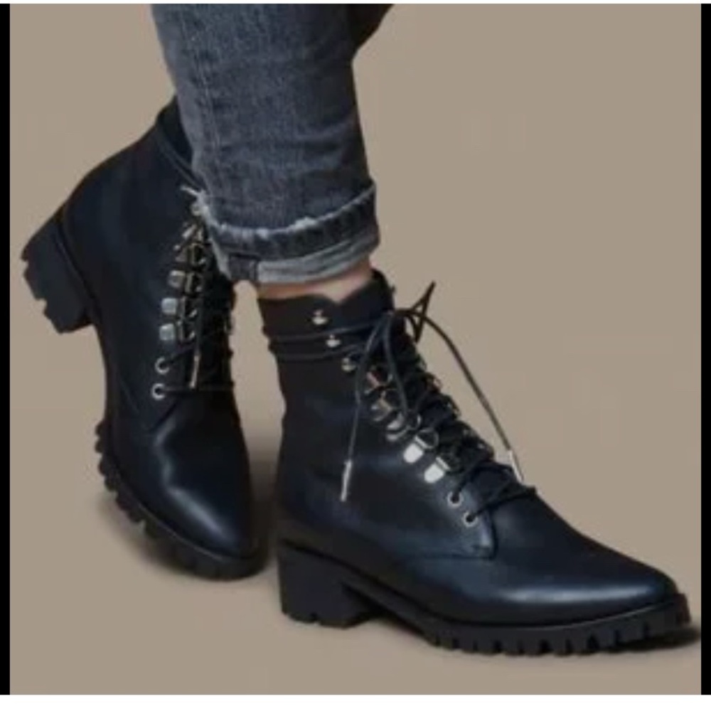 Breaking hearts & Burning rubber Combat Moto Boots